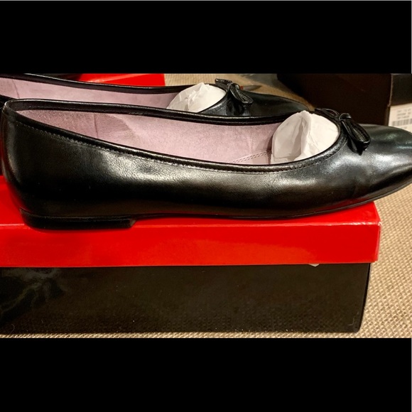 Talbots, 10.5 Flats Collection- new or like new! - Picture 8 of 16